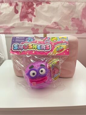 Smushers purple Squishy Face Toy – Fun Kids Stress Reliever